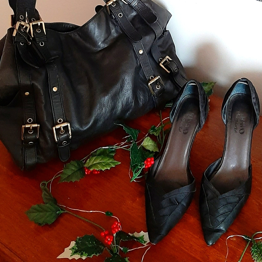 2🎁Black satin shoes+black leather bag